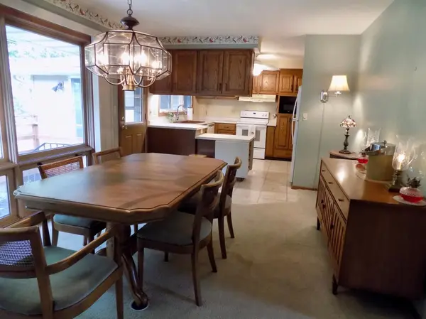 961 11 1/4 ST SW, Rochester, MN 55902