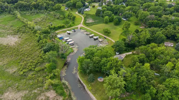 8173 112th ST NW, Annandale, MN 55302