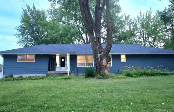 1050 8th ST SW, Pine City, MN 55063