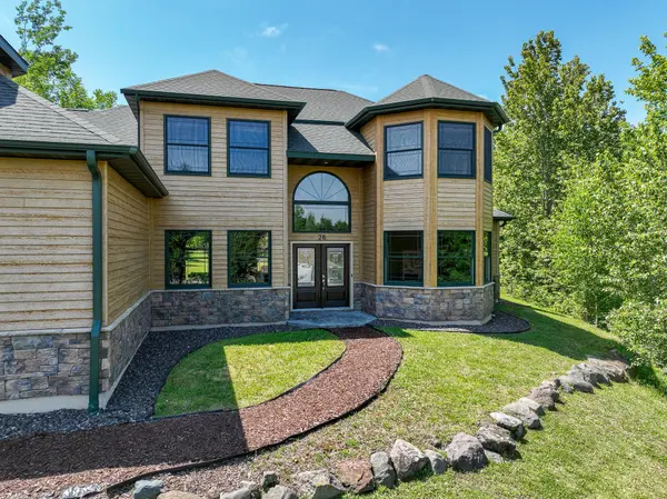 28 Quincy DR, Silver Bay, MN 55614