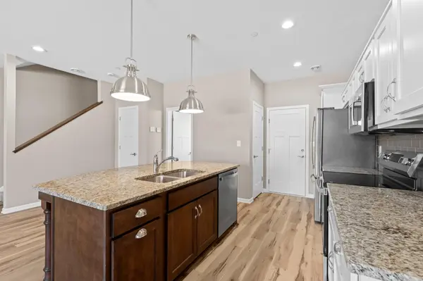 5678 Harvest Moon BLVD NW, Rochester, MN 55901