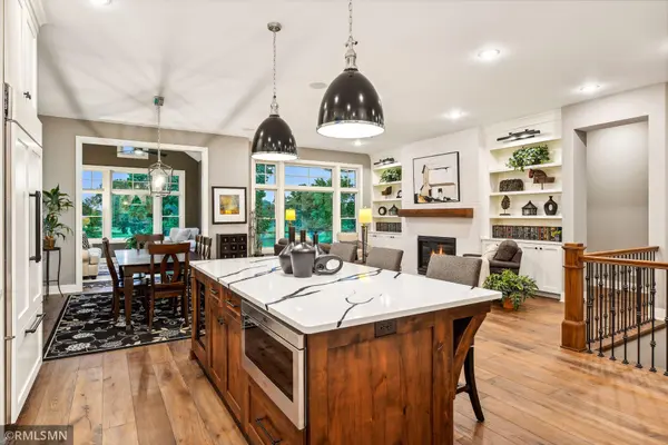 1230 Greenway PASS, Golden Valley, MN 55427