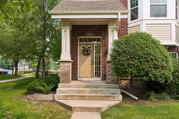 8318 Emery Pkwy N, Champlin, MN 55316