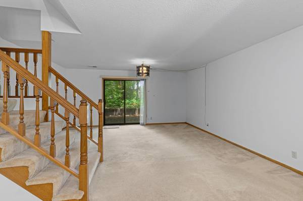 112 South DR #D, Circle Pines, MN 55014