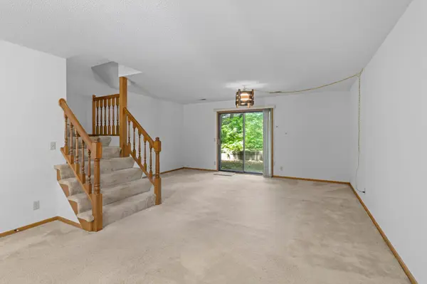 112 South DR #D, Circle Pines, MN 55014