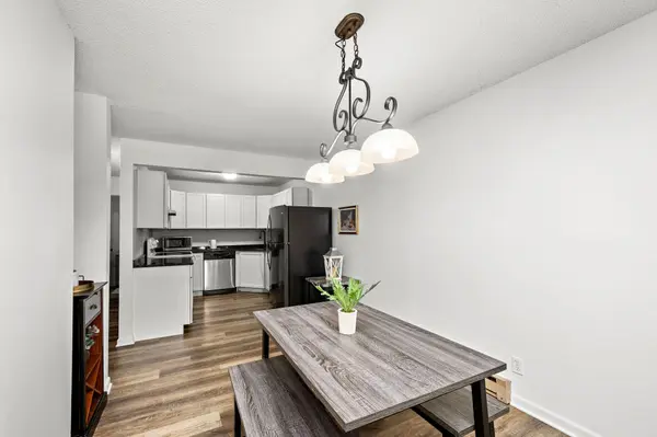 350 Shelard Pkwy #106, Saint Louis Park, MN 55426