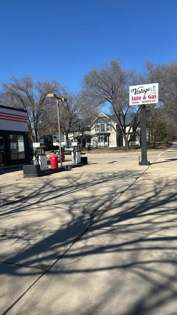 728 Central AVE N, Faribault, MN 55021