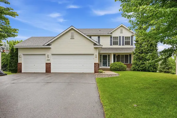 1310 Birch DR, Mayer, MN 55360