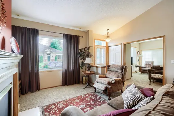 14012 54th AVE N #2, Plymouth, MN 55446