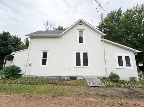 1304 3rd AVE, Worthington, MN 56187