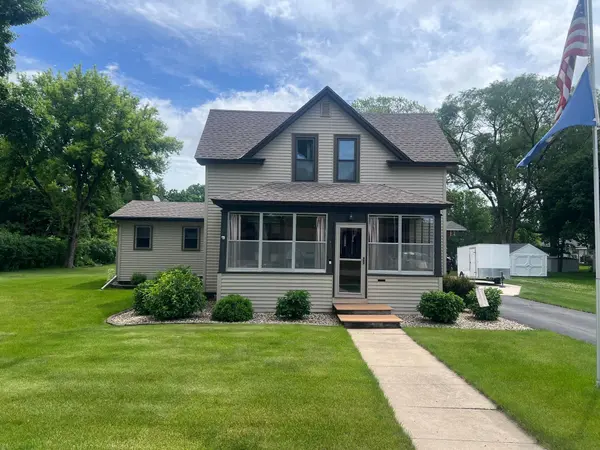 413 S Swift AVE, Litchfield, MN 55355