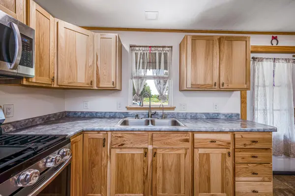 14089 430th AVE, Blue Earth, MN 56013