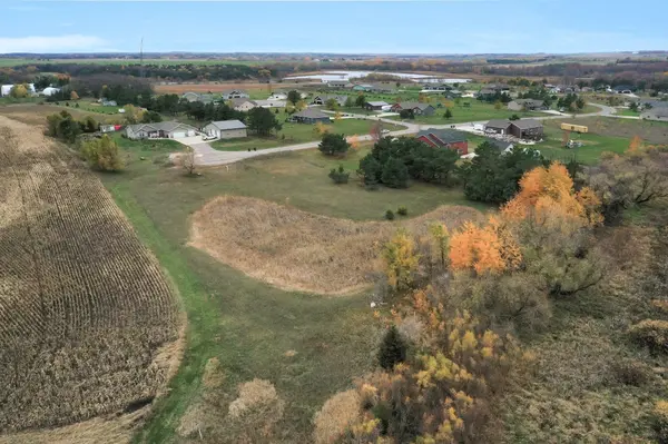 20734 Black Cherry DR, Richmond, MN 56368