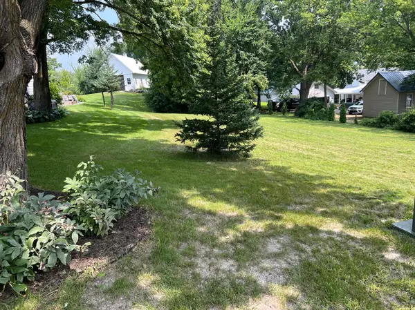1145 Mount Hope RD, Carver, MN 55315