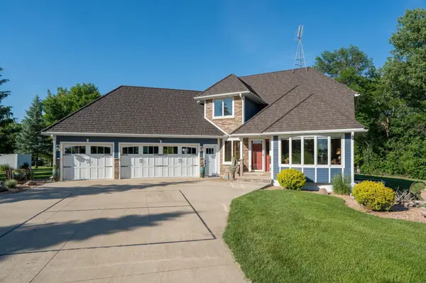 16 Lake Shore DR, Sherburn, MN 56171