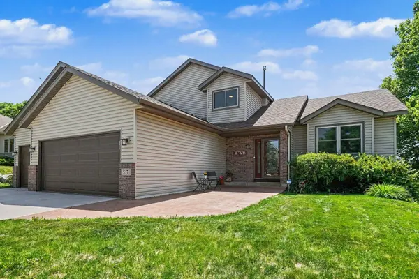 517 Upland RD NW, Saint Michael, MN 55376