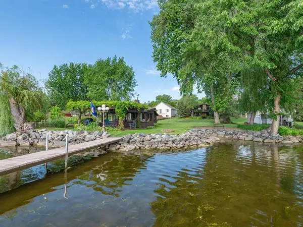 1519 14th AVE NW, New Brighton, MN 55112