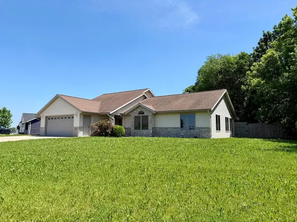 508 Prairie LN, Long Prairie, MN 56347