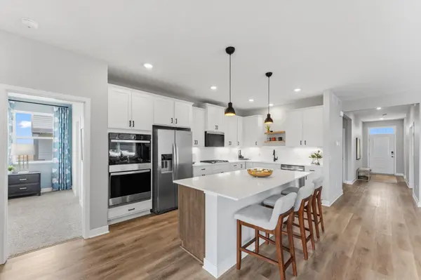 4985 Blake WAY, Woodbury, MN 55129