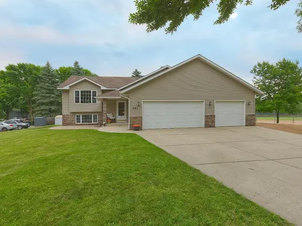 561 Kingsley ST S, Winsted, MN 55395