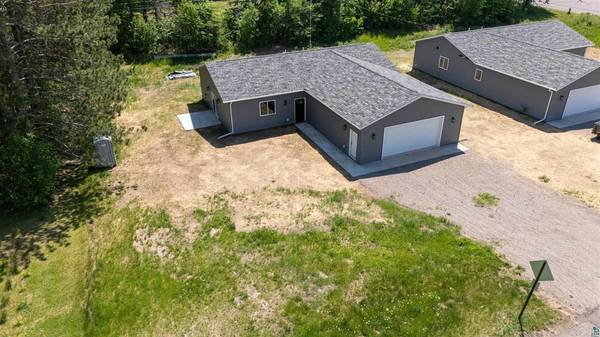 1402 John RD, Cloquet, MN 55720