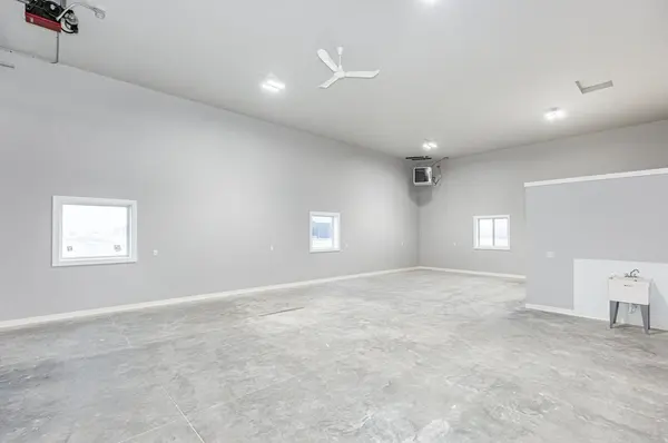 1004 5th ST E #106, Horace, ND 58047