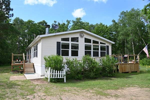 481 E River RD, Motley, MN 56466