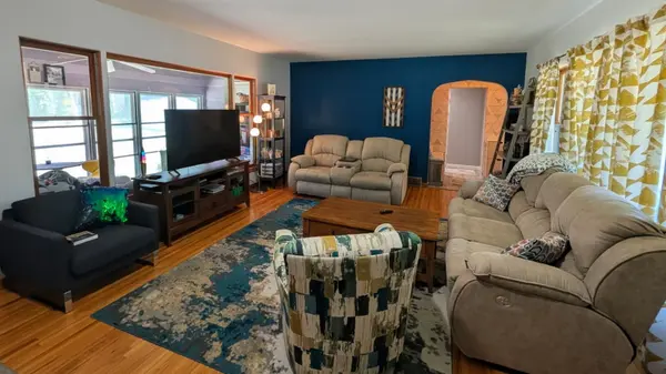 112 S 12th ST, Montevideo, MN 56265