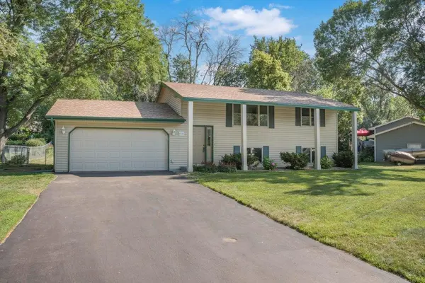 9109 Erickson CT N, Brooklyn Park, MN 55428