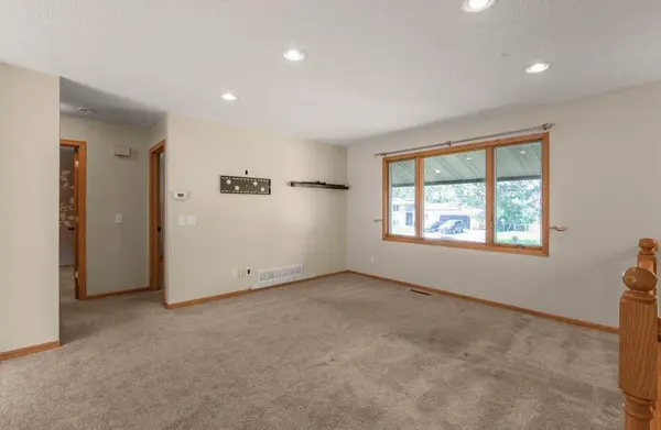9109 Erickson CT N, Brooklyn Park, MN 55428