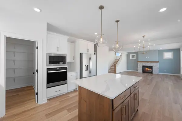 19532 Hammock AVE, Lakeville, MN 55044