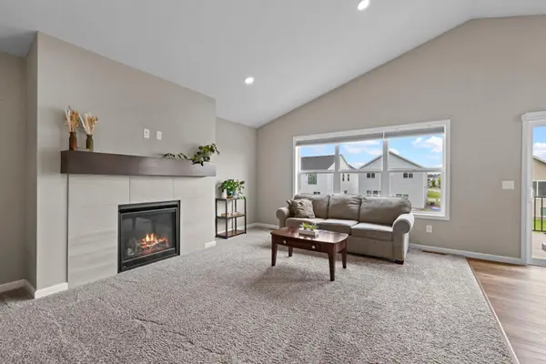 9260 26th ST NE, Saint Michael, MN 55376