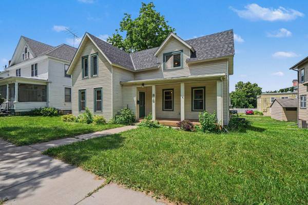 816 W 5th ST, Red Wing, MN 55066