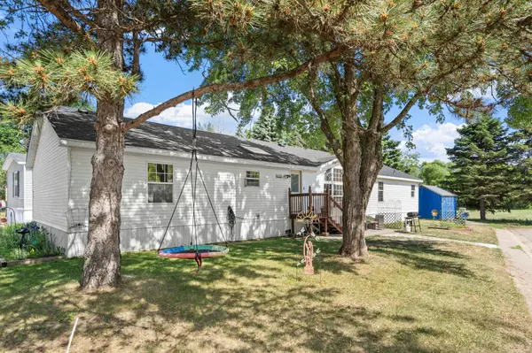93 Riverside Terrace, Watertown, MN 55388
