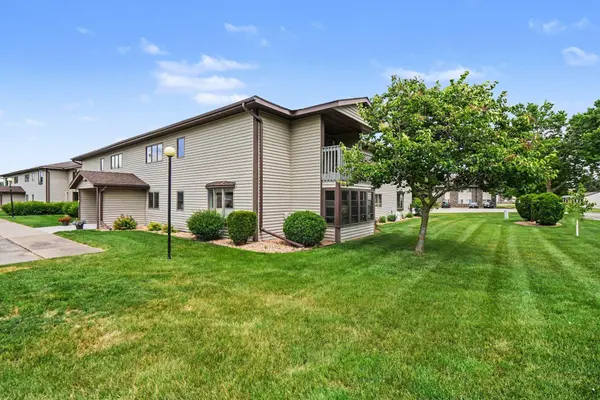 210 Sargent DR #101, Red Wing, MN 55066