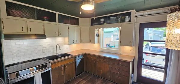 1108 Irvine AVE NW, Bemidji, MN 56601