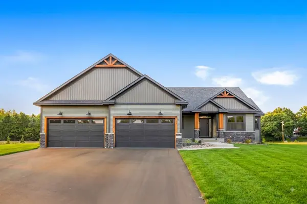 883 174th AVE NE, Ham Lake, MN 55304