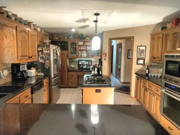 9348 Palmer RD, Bloomington, MN 55437