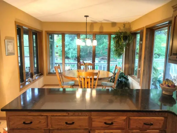 9348 Palmer RD, Bloomington, MN 55437