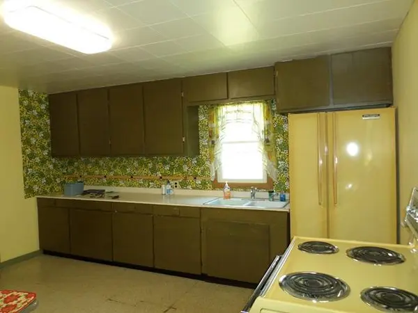 201 Greenwood ST E, Thief River Falls, MN 56701