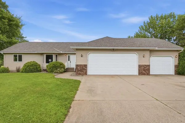 1850 E 49th ST SE, Saint Cloud, MN 56304