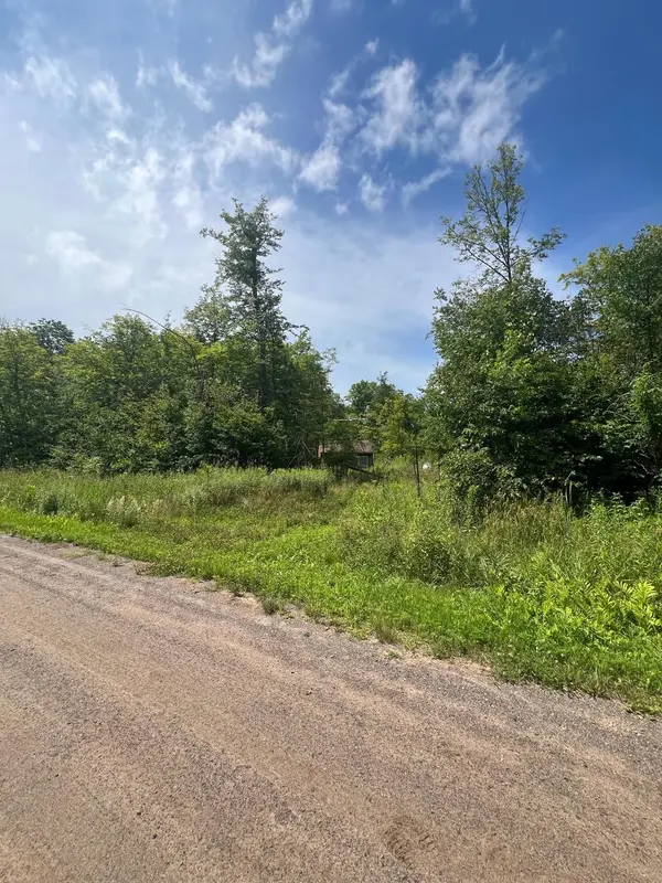 32530 186th ST, Isle, MN 56342