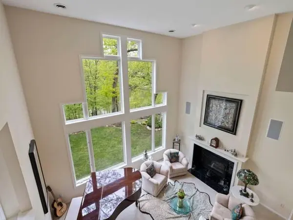 14700 White Oak DR, Burnsville, MN 55337