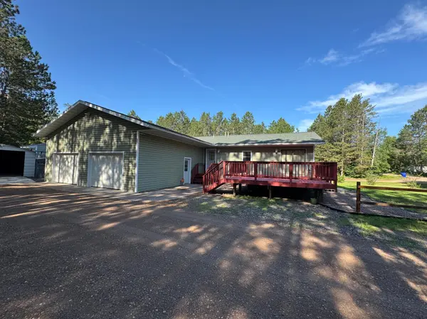 8975 Larimer DR, Sturgeon Lake, MN 55783
