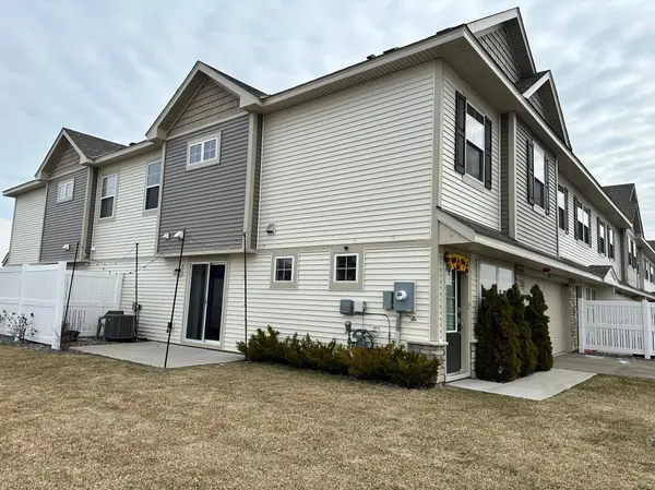 4791 Martingale DR, Woodbury, MN 55129