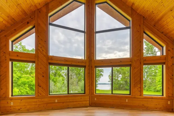 51892 Wildflower DR, Bemidji, MN 56601