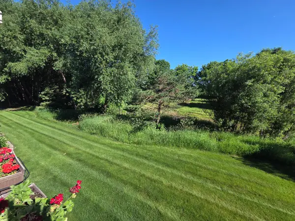 370 Pike CT, Winsted, MN 55395