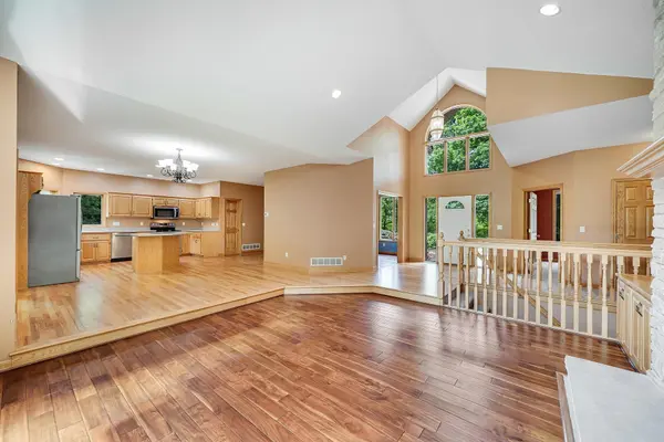 4258 153rd AVE NE, Ham Lake, MN 55304