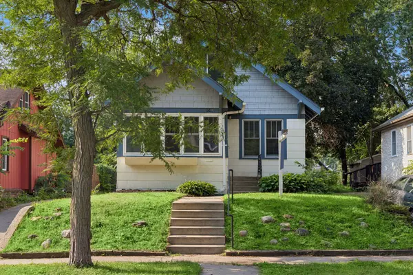 1310 Seminary AVE, Saint Paul, MN 55104
