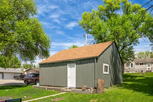 32 2nd AVE NW, Mayville, ND 58257